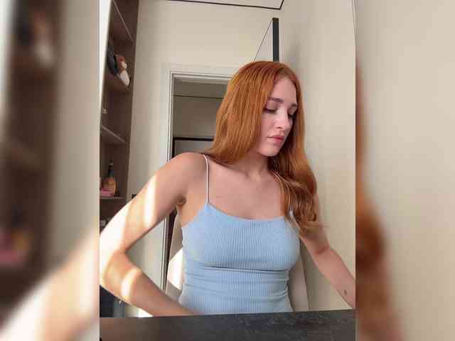 VictoriaBix's chat room