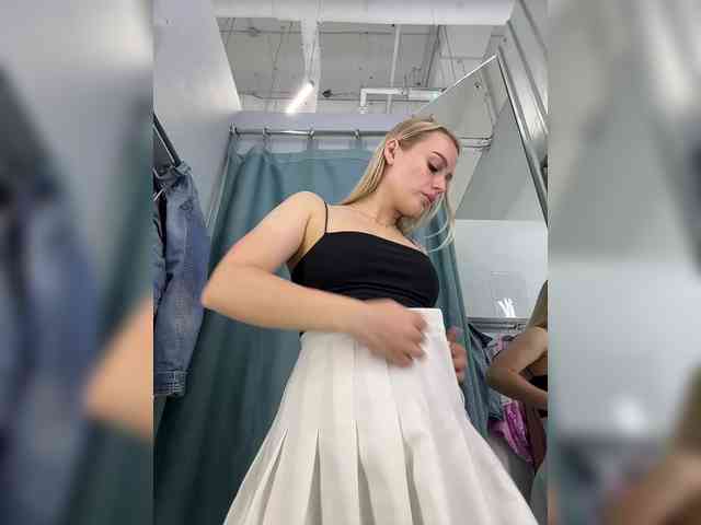 _Katrinka_'s chat room