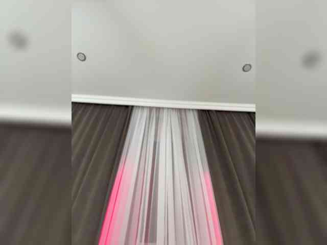 dee_zee's chat room