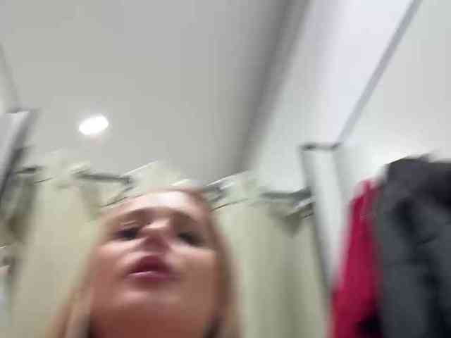 _Katrinka_'s chat room