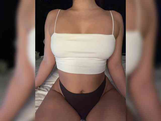 -Sara-'s chat room