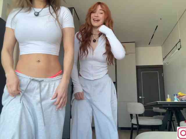 diffgirls1-1's chat room