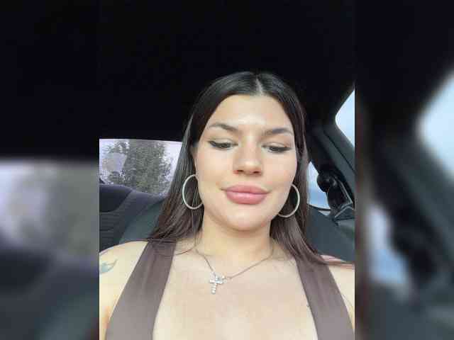 -MaybeBaby-'s chat room
