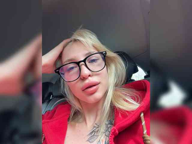 Cristi-Candy's chat room