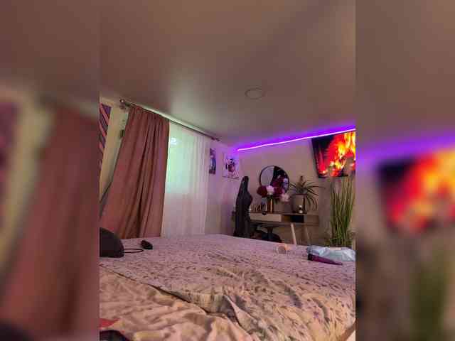 -MaybeBaby-'s chat room