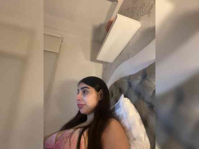 SallyeLeins's chat room