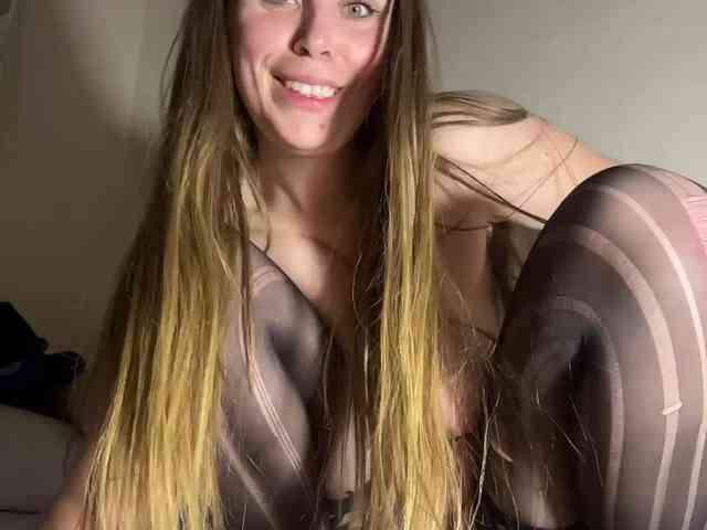 LolaSexxx's chat room