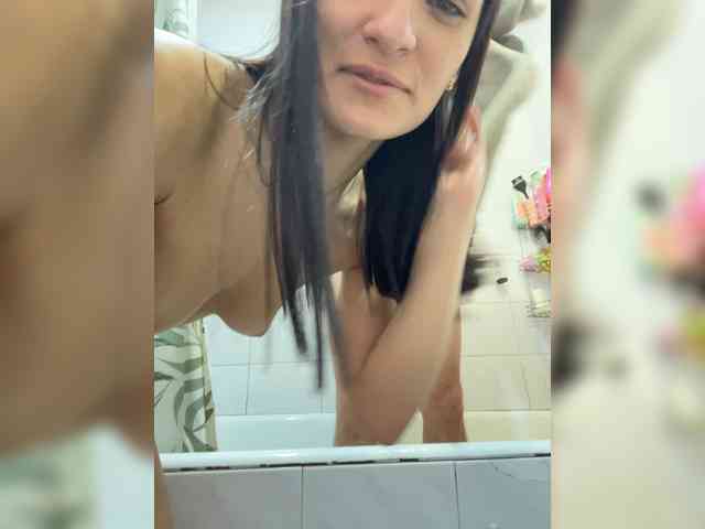 -LinaMark-'s chat room