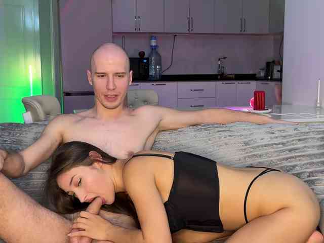 XXXDreamTeam's chat room