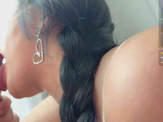 Travel-couple's chat room