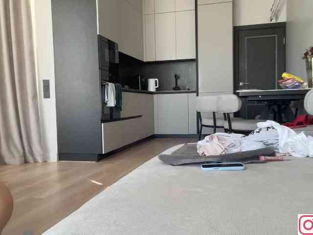 diffgirls1-1's chat room