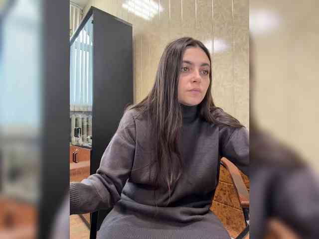 LustySass's chat room