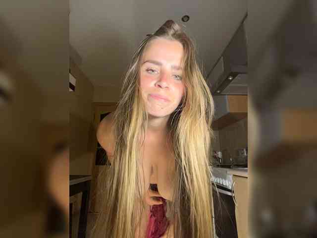 LolaSexxx's chat room