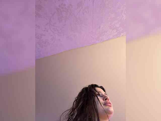 -MaybeBaby-'s chat room