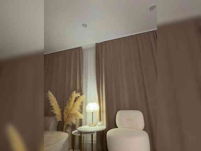 AnyaAngel's chat room