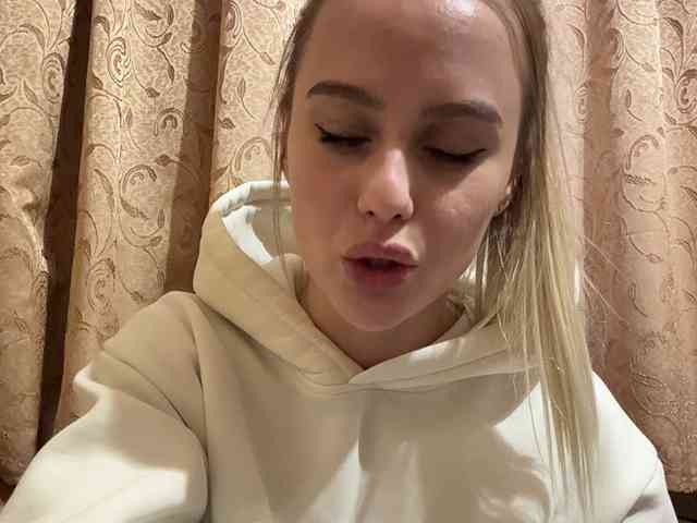 _Katrinka_'s chat room