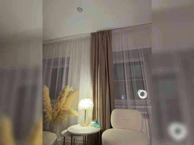 AnyaAngel's chat room