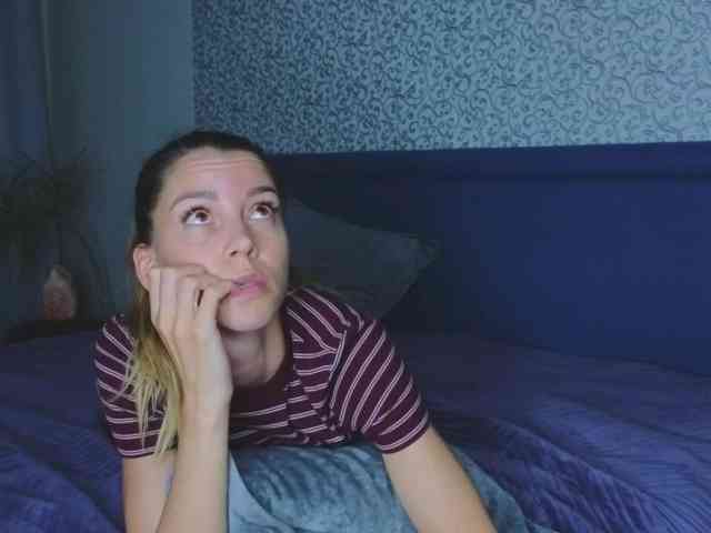 Kristi_Wolf's chat room