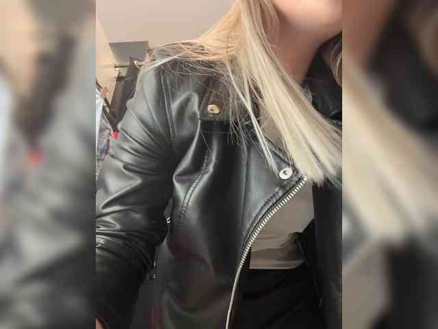 _Katrinka_'s chat room