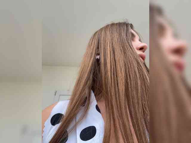 -EmilyBaby-'s chat room