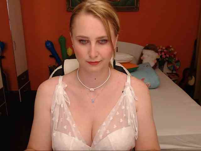 NatashaRouge's chat room