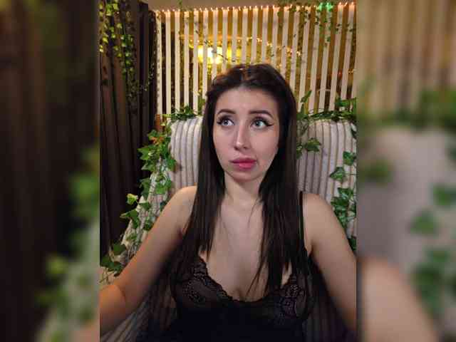 -Violetttttka-'s chat room