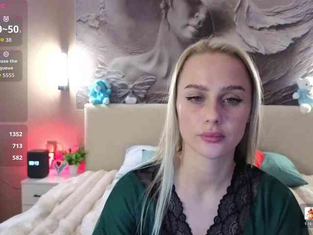 _Katrinka_'s chat room