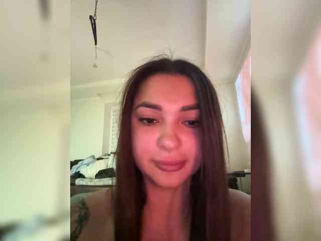 Lisana1's chat room