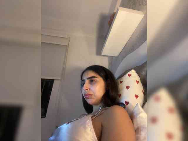 SallyeLeins's chat room