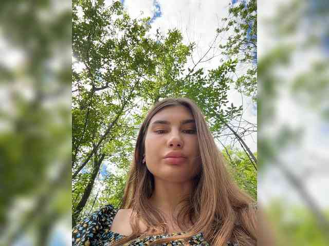 -EmilyBaby-'s chat room