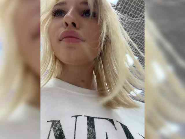 Cristi-Candy's chat room