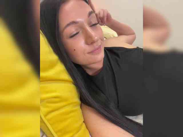 _UkRaiNo4Ka_'s chat room