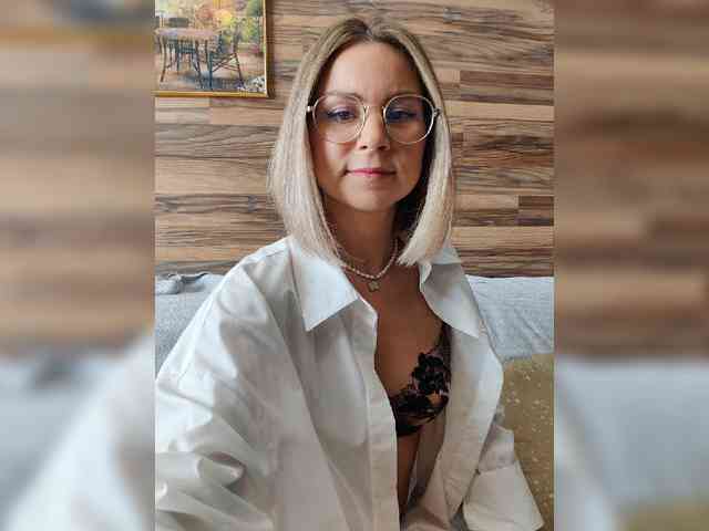 Zhenya-and-Vasilisa's chat room