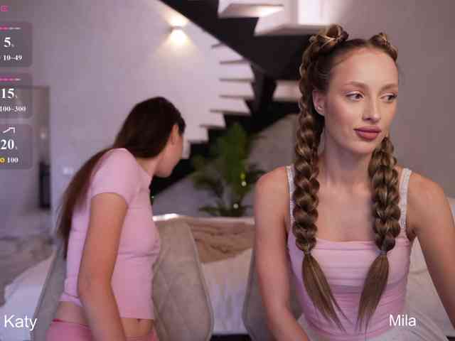 MilaLuxury's chat room
