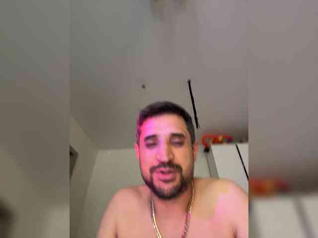 VIP17CoupleDream's chat room