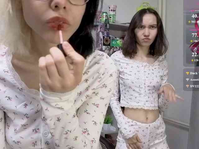 KateMooss's chat room