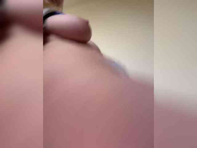 LolaSexxx's chat room