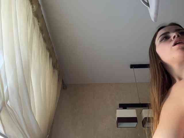 LolaSexxx's chat room