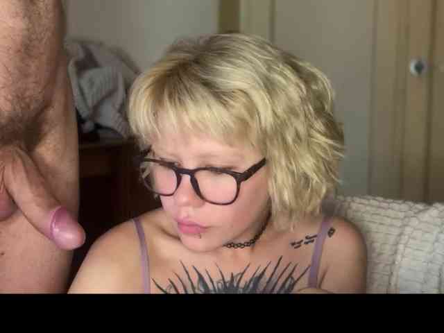naughtylayla66's chat room