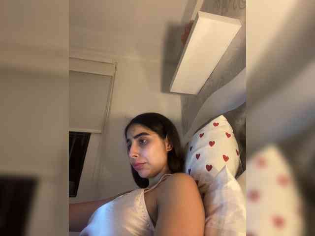 SallyeLeins's chat room