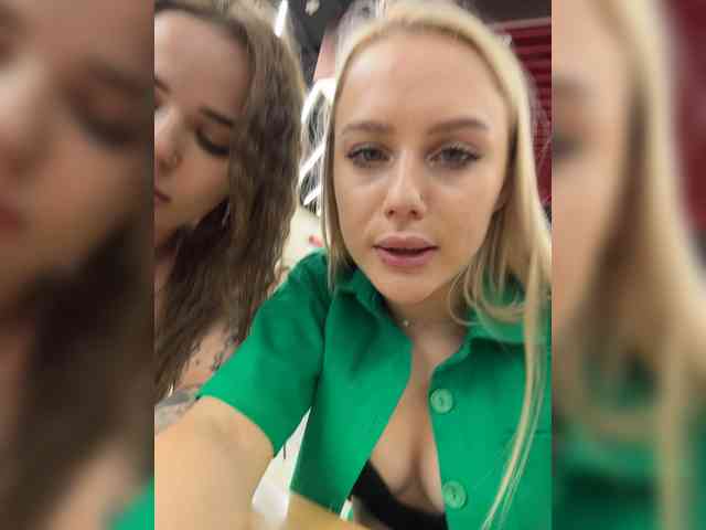 _Katrinka_'s chat room