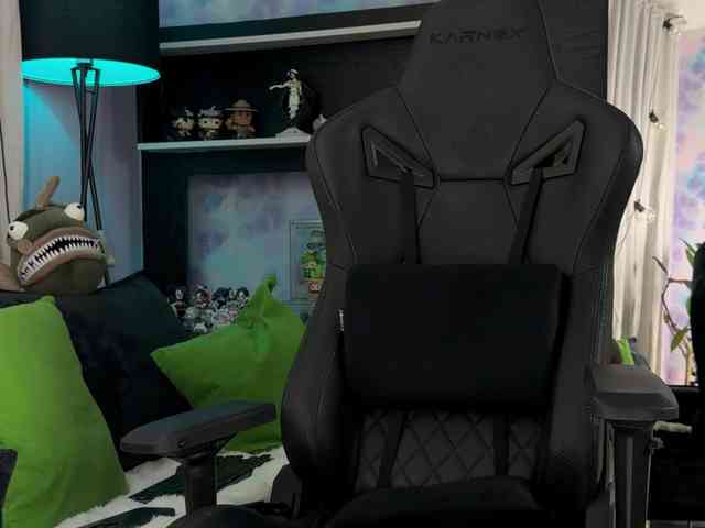 Kira_Li_Lime's chat room