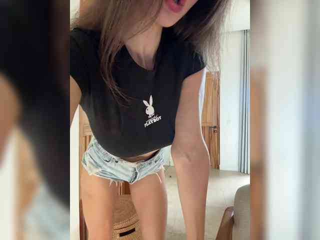 meforryou's chat room