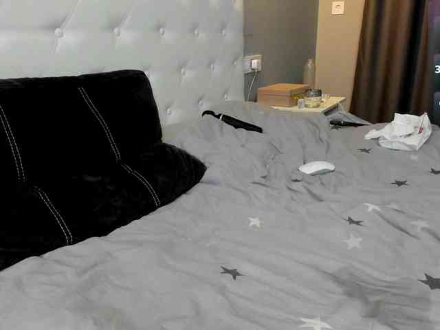 Emmanyxxx's chat room
