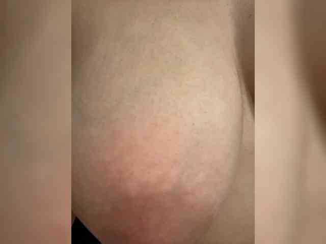 Cherry69Kiss's chat room