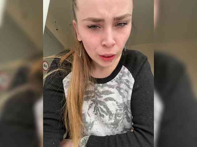 LolaSexxx's chat room