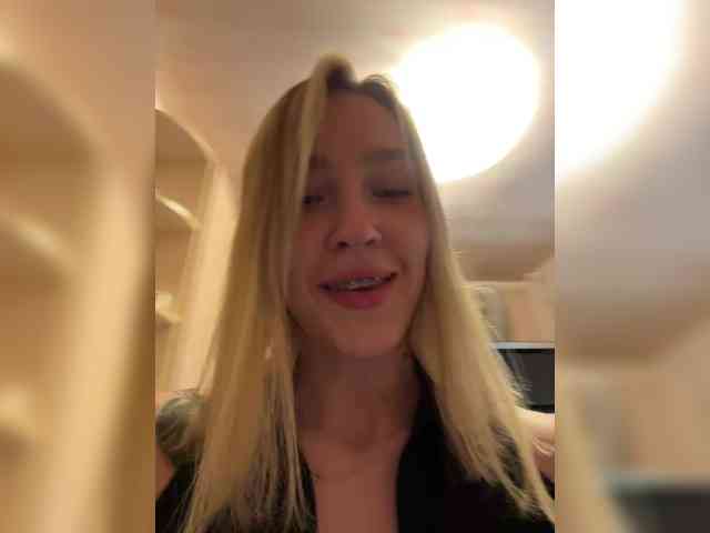 AlinnaAnnila's chat room