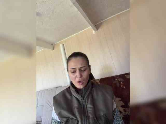 Anutka-chocolatee's chat room