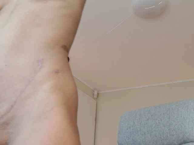 LennaGodess's chat room