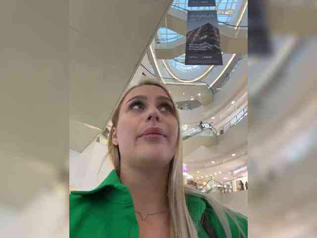 _Katrinka_'s chat room